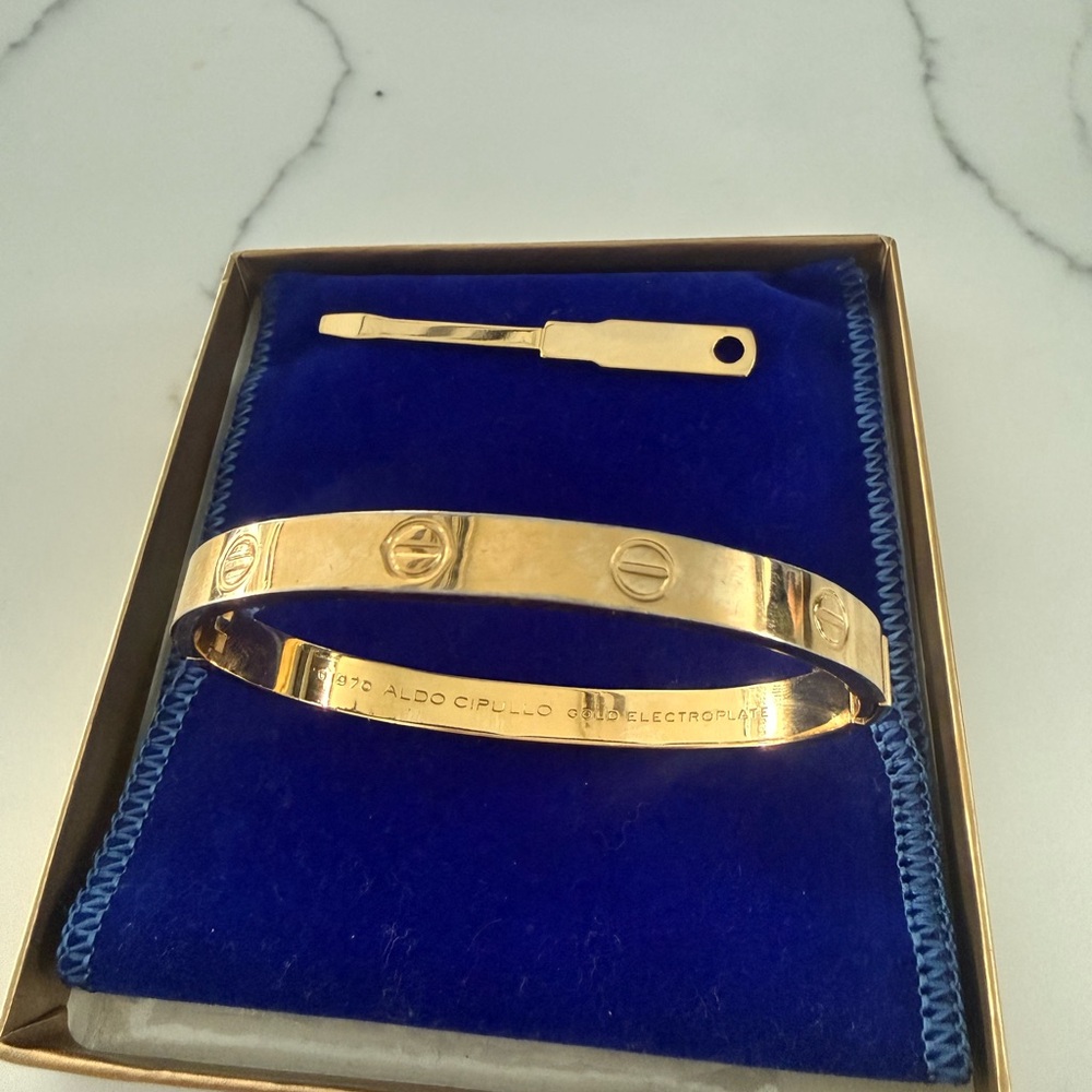 Vintage Charles Revson 1970 Aldo
Cipullo